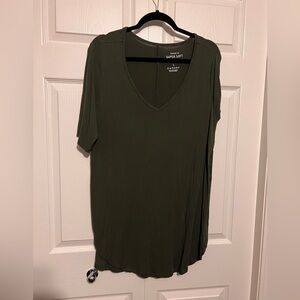 Army green soft stretchy Torrid shirt 1